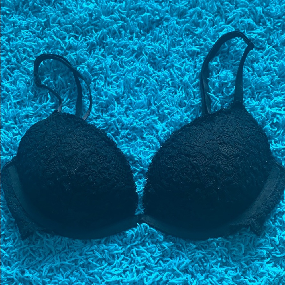 Sold! 👋3/$15🌼Forever 21 sexy lace t shirt bra